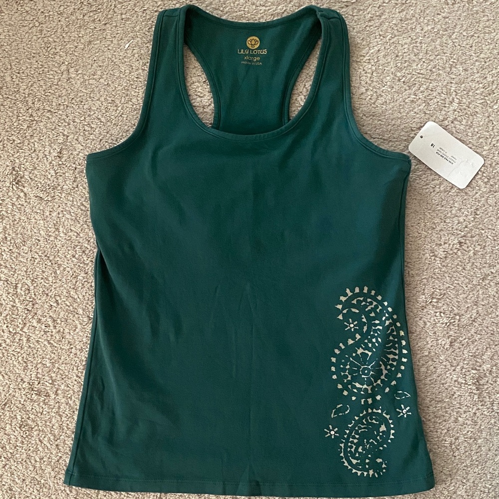 NWT Lily Lotus Dark Green Racerback Tank with Metallic Paisley Accent PTP 15